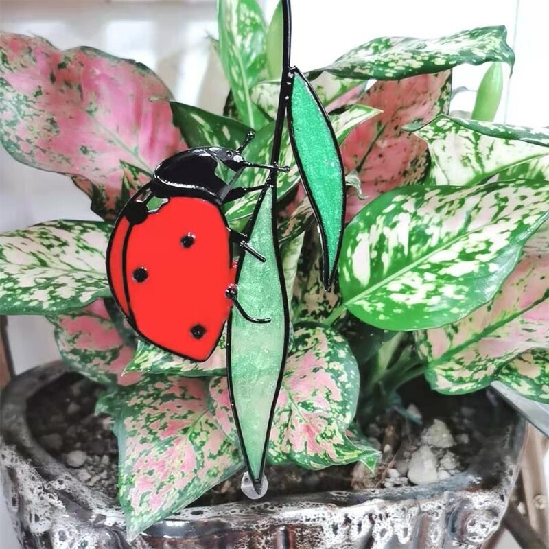 Ladybug Suncatcher Stained Glass Window Wall Door Hangings Family Office Car Decoration for Garden Ornament
