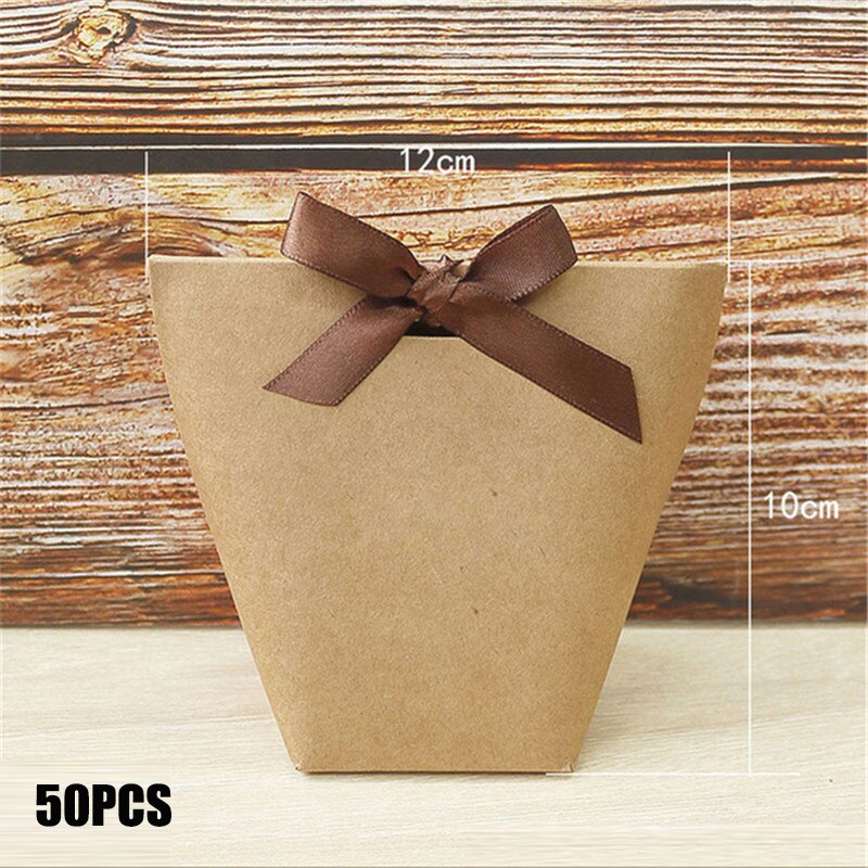 50 Stks/partij Zwart Wit Bronzing Franse "Merci" Papier Candy Bag Dank U Bonbondoos Pakket Bruiloft Verjaardag party Favor Tassen: small kraft