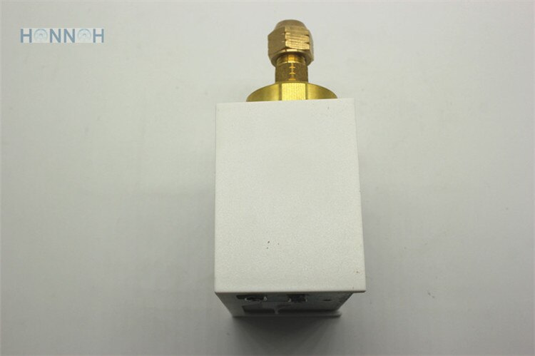 -1 ~ 0 Bar Vacuum pressure switches control vacuum equipment system P760 VACUUM PRESSURE CONTROL SWITCH