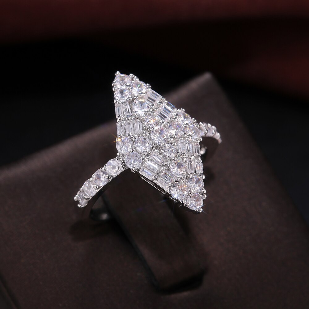 Huitan Gorgeous Rhombus Shape Women Ring Dazzling Cubic Zirconia Wedding Party Anniversary Female Ring  Noble Jewelry Size 6-10
