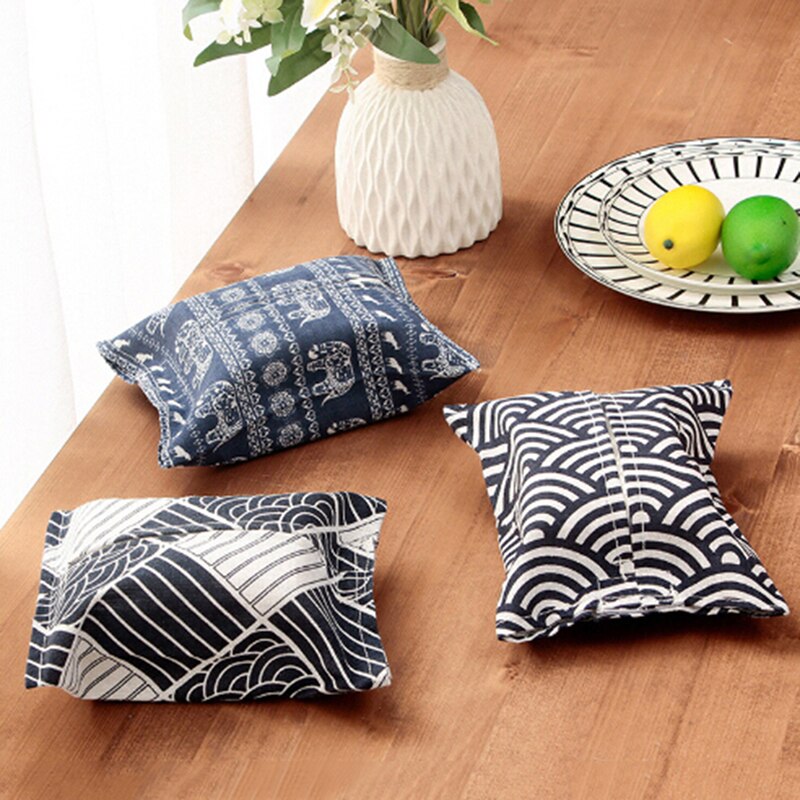 1Pcs Wipes Bag Portable Wet Wipes Storage Box Tissue Napkin Holder Baby Wipes Practical Rope Cover Tissue Box: randomly