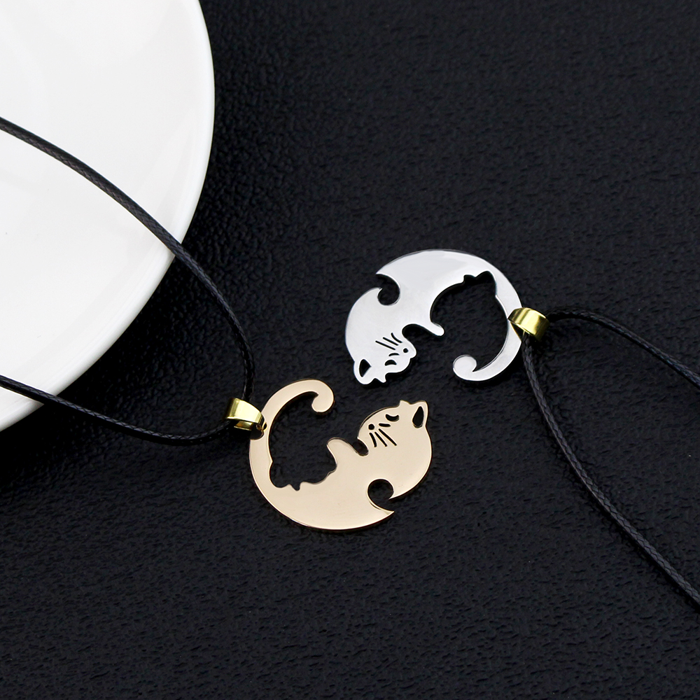 1 Pair Creativity Cute Stainless Steel Cartoon Cat Keychain Couple Animal Matching Key Ring Pendants Valentine Friendship: Yellow