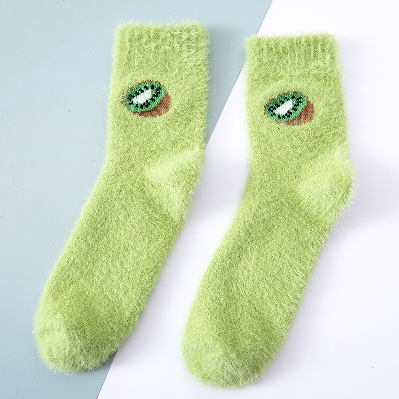 Frukt avokado godis varm dam söt vinter kawaii tjock casual dam strumpor luddiga fluffiga frotté varma strumpor korta söta bomullsstrumpor: Ljusgrön kiwi