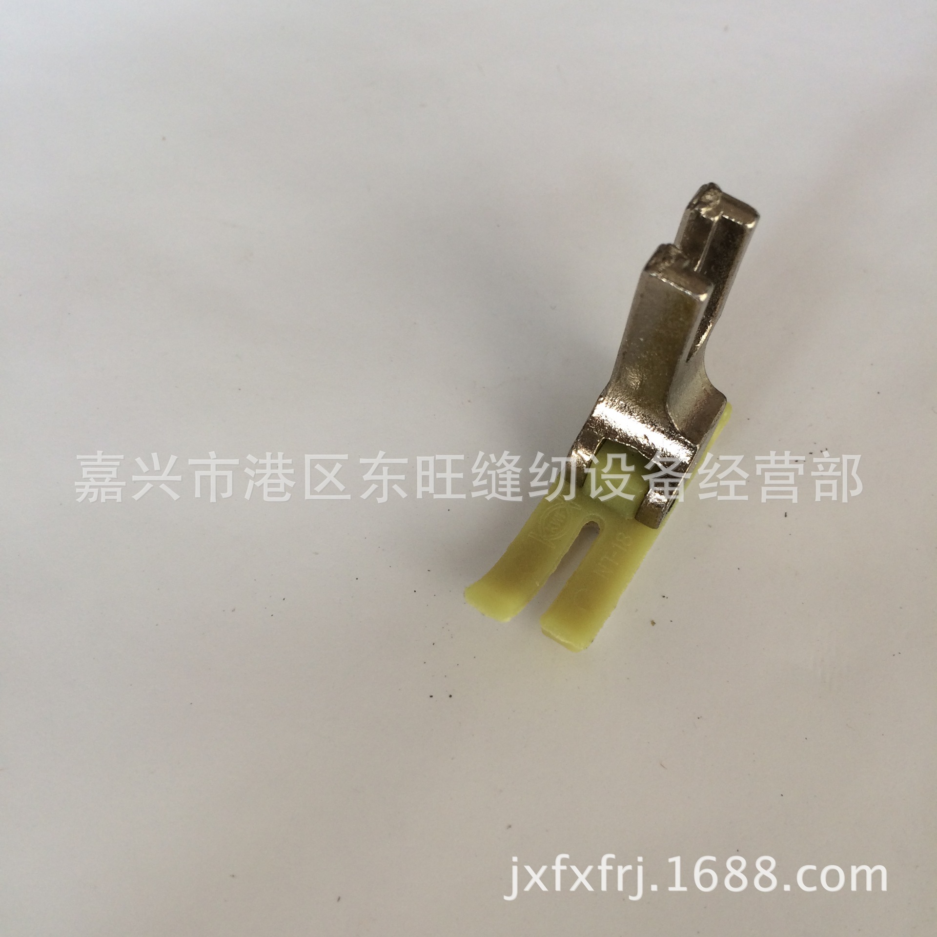 Pressure feet of imported materials sewing machine presser foot Teflon plastic plastic flat presser foot MT-18