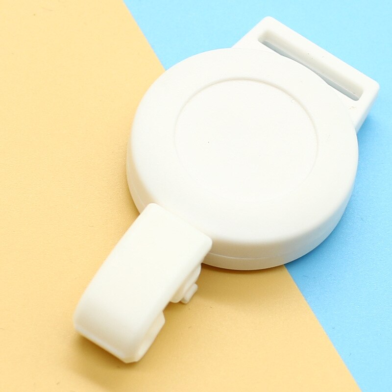 Retractable Pull-out Badge ID Department Brand Badge Holder Rolling Key Ring Buckle School Student Office: White