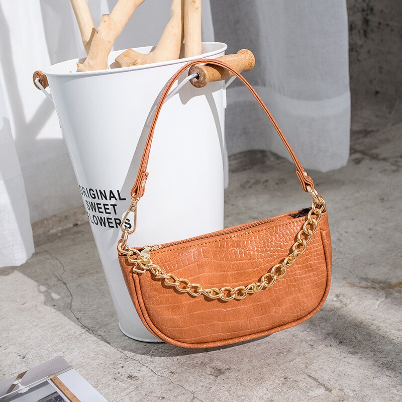 Stijlvolle schoudertas voor dames, schelpvormig, effen kleur, krokodillenpatroon, ketting, wild, messengertas voor dagelijks winkelen: Oranje