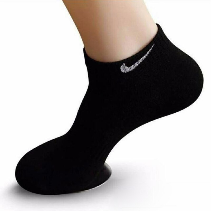 Original U NK EVERYDAY LTWT ANKLE 3PR Unisex Sports Socks( 3-5 Pairs ): 3 pairs of black socks short