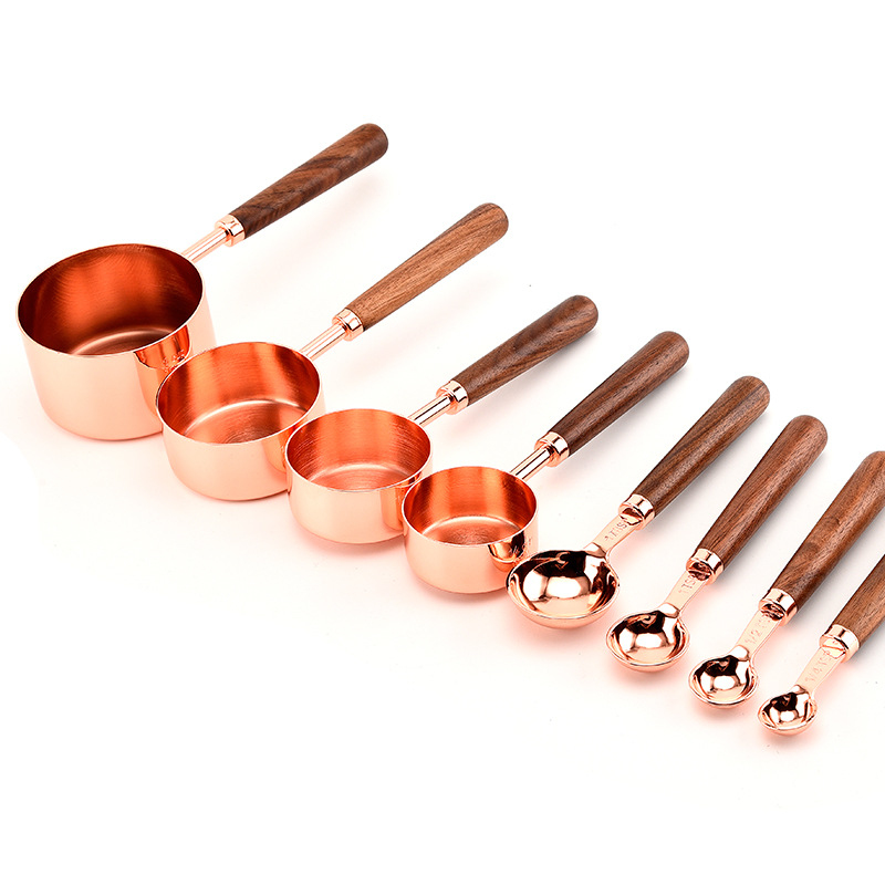 Juego de cucharas de medir de cocina, conjunto de herramientas de horneado, Escala de cucharilla, medida, mango de madera de nogal, taza de medición de oro rosa para el hogar y la Oficina, 4 Uds.