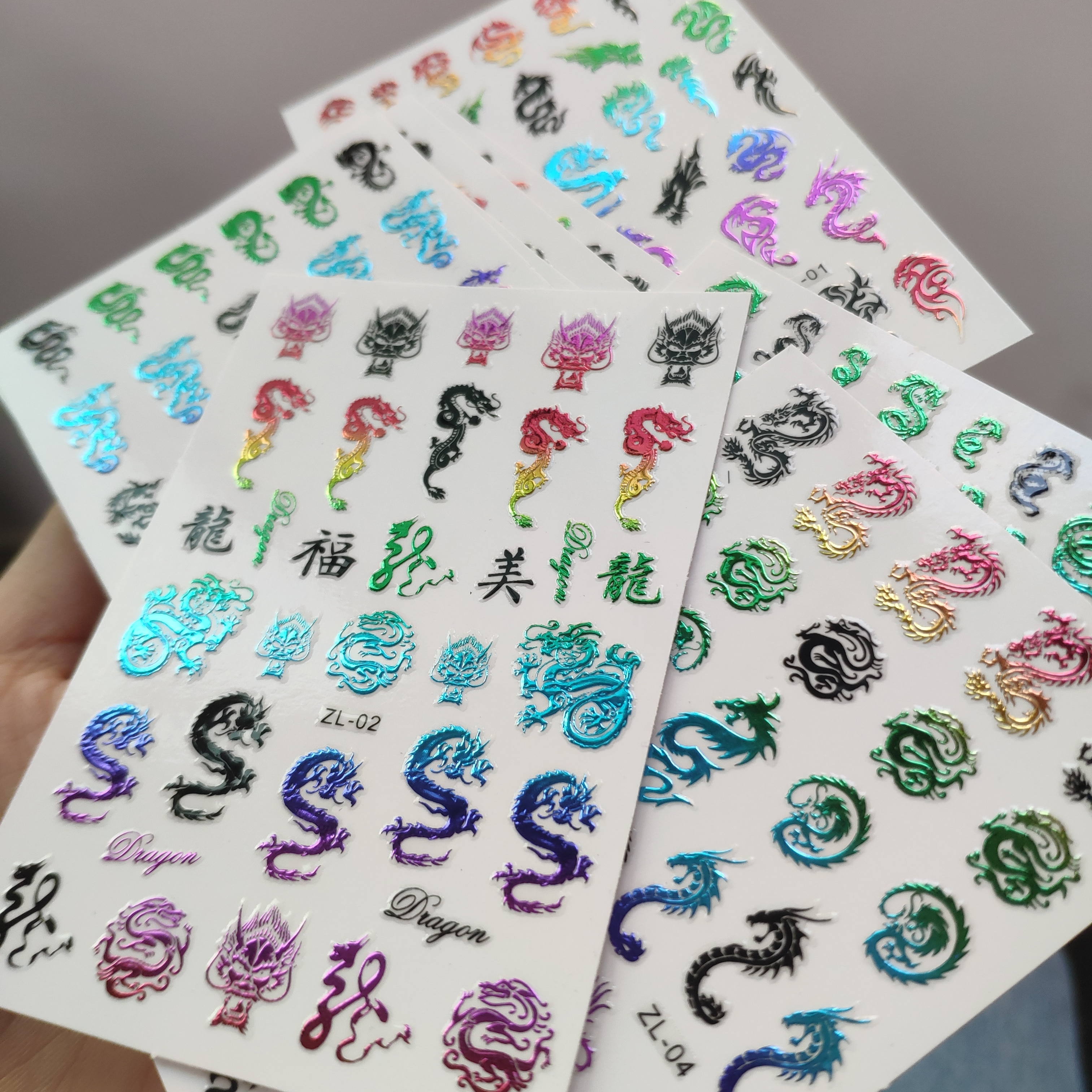 3d draken nail art stickers, kleurrijke draken, zelfklevend, diy nail art decoratie stickers, manicure tool