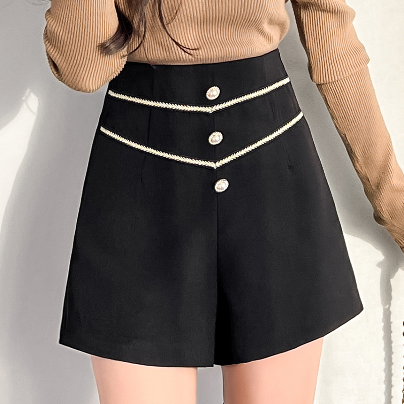 Black Loose Women‘s Suit Shorts With Button Spring High Waist Work Office Wide Leg Short Pants Female: M