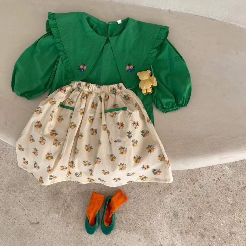 9887B abbigliamento per bambini camicia da ragazza primavera estate 2022 nuova camicia da ragazza ricamata coreana collo a punta camicie arricciate