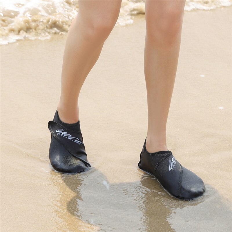 Zapatos acuáticos transpirables para hombre, zapatos de playa de mujer, sandalias de mar de Río, natación, calcetines de buceo
