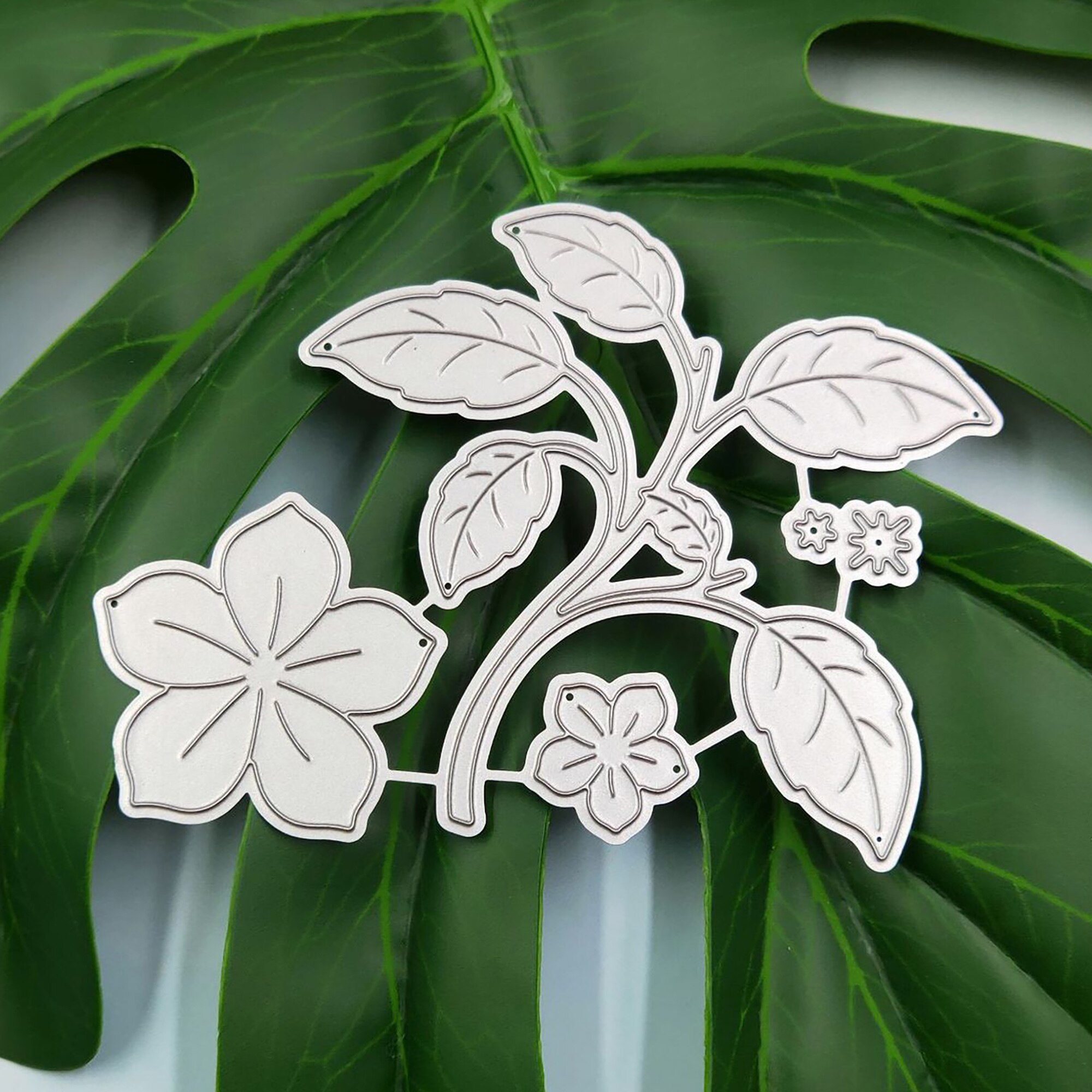 Four-leaf Clover Beautiful Leaves Flowers Metal Cutting Dies DIY Scrapbooking Album Cards Decorative Craft Embossing Die Cut