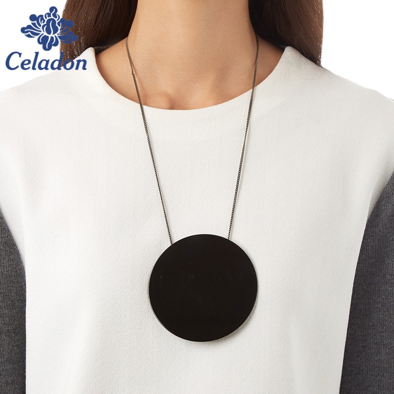 Halskæde trendy stor sort hvid akryl cirkel lang falsk krave vedhæng halskæder til kvinder bijoux