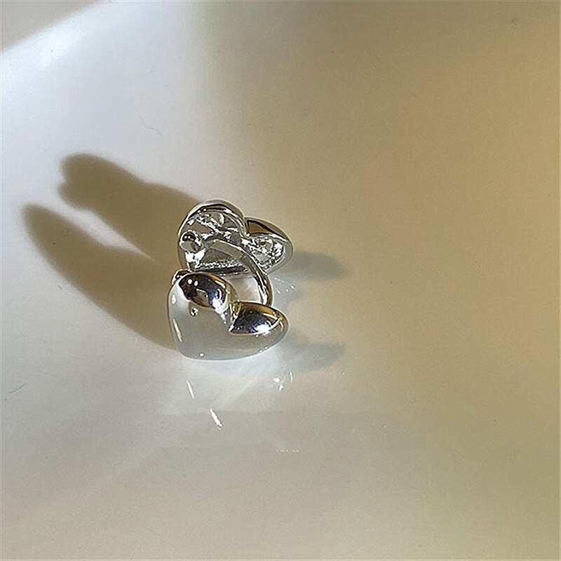 2022 neue Koreanische Silber Farbe Liebe Herz Clip auf Ohrringe für Frauen Einfache Kein durchbohren Ohr Manschette Hochzeit Ästhetischen Schmuck 1 PC