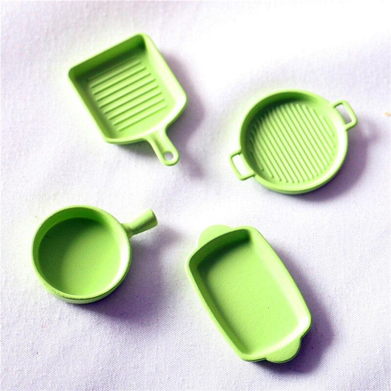4 Pcs/Set Doll House Baking Pan Japanese Steak Pan Miniature Kitchen Model Doll House Accessories: Green