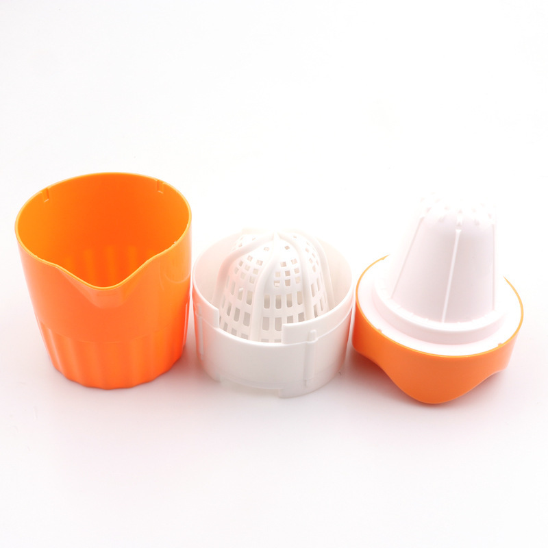1pc draussen tragbare Entsafter Maschine Orangensaft Tasse tragbare manuelle Zitrus presse für Orange Zitronen frucht Quetscher Art