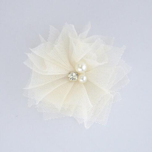 10 stks/partij 2.5 ''Mini Tulle Mesh Bloemen Met Strass Pearl Center Poof Bloemen Hoofdband Haar Accessoires: 09 ivory