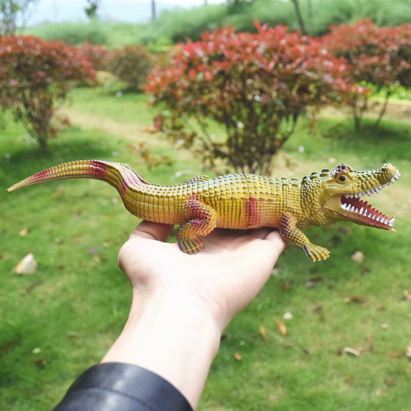 Simulation crocodile Rubber Toy Safari Garden Props Joke Prank About Novelty and Gag Playing Jokes Toys 30cm