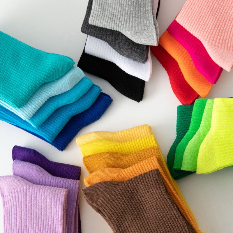 Chaussettes fluorescentes colorées pour femmes, amples, couleur d&#39;hiver, chaudes, confortables, tricotées, chaussettes longues en coton, confortables à rayures