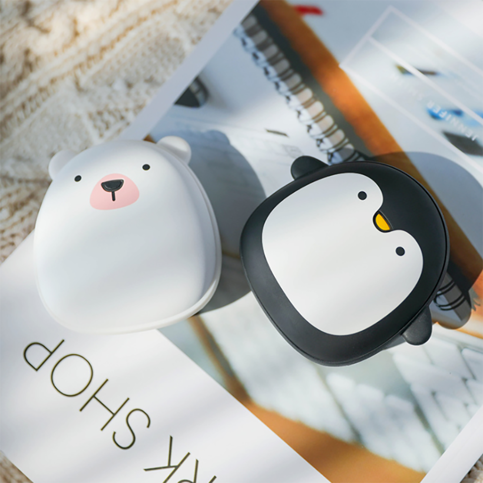 Inverno Sveglio Del Fumetto Mini Scaldino Della Mano Portatile Usb Ricaricabile Penguin/Orso Polare 3600 Mah Accumulatori E Caricabatterie di Riserva Double Sided Riscaldamento Rapido