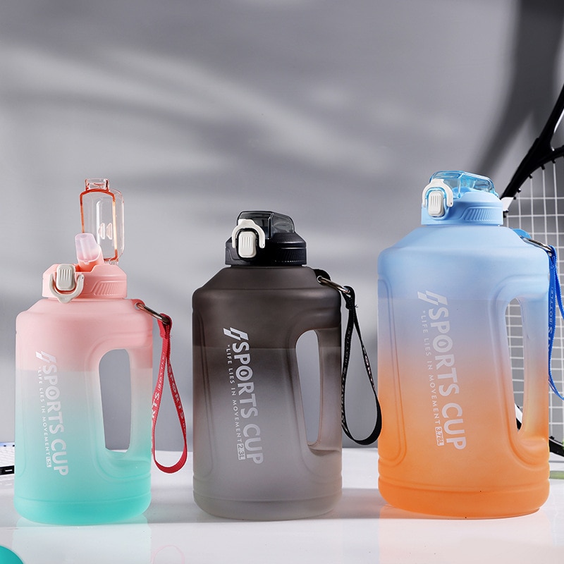 Botella de agua de gran capacidad para Fitness, vaso de plástico para entrenamiento, gimnasio al aire libre, 2,3 litros