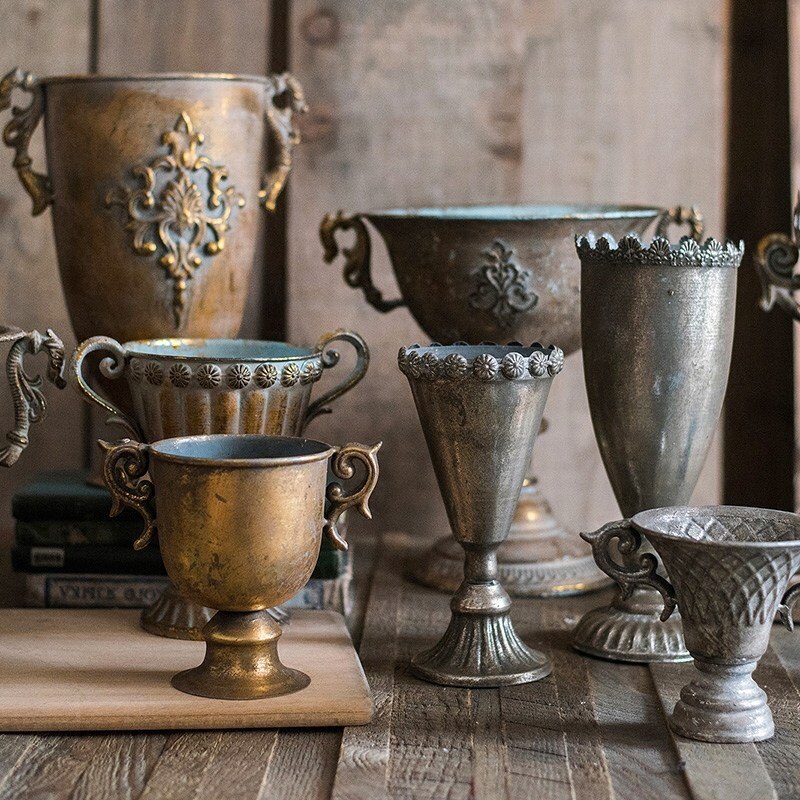Europæisk retro jernbæger vase dekoration hjem stue blomsterarrangement figurer håndværk hotel metal urtepotte ornamenter