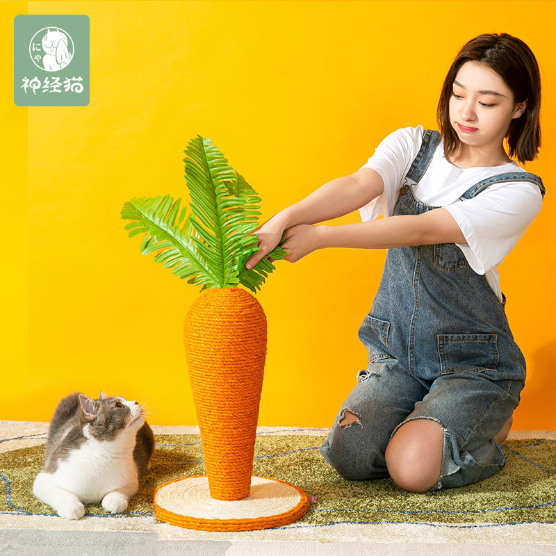 Cute Carrot Cat Scratching Post Pet Cat Tree Toy Durable Cat Scratcher Pole with Sisal Rope Cat Grinding Claw Post Pet Supplies