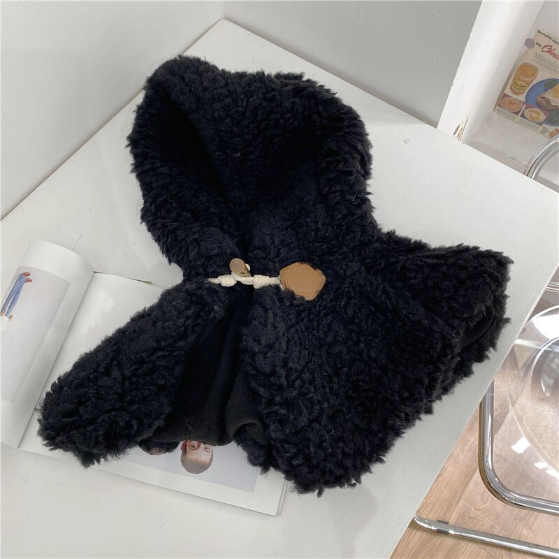 Gorro con capucha de pelo de cordero Artificial para hombre y mujer, gorro grueso con cordón para la cabeza, ajustable, de Color sólido, para invierno: Horn buckle black