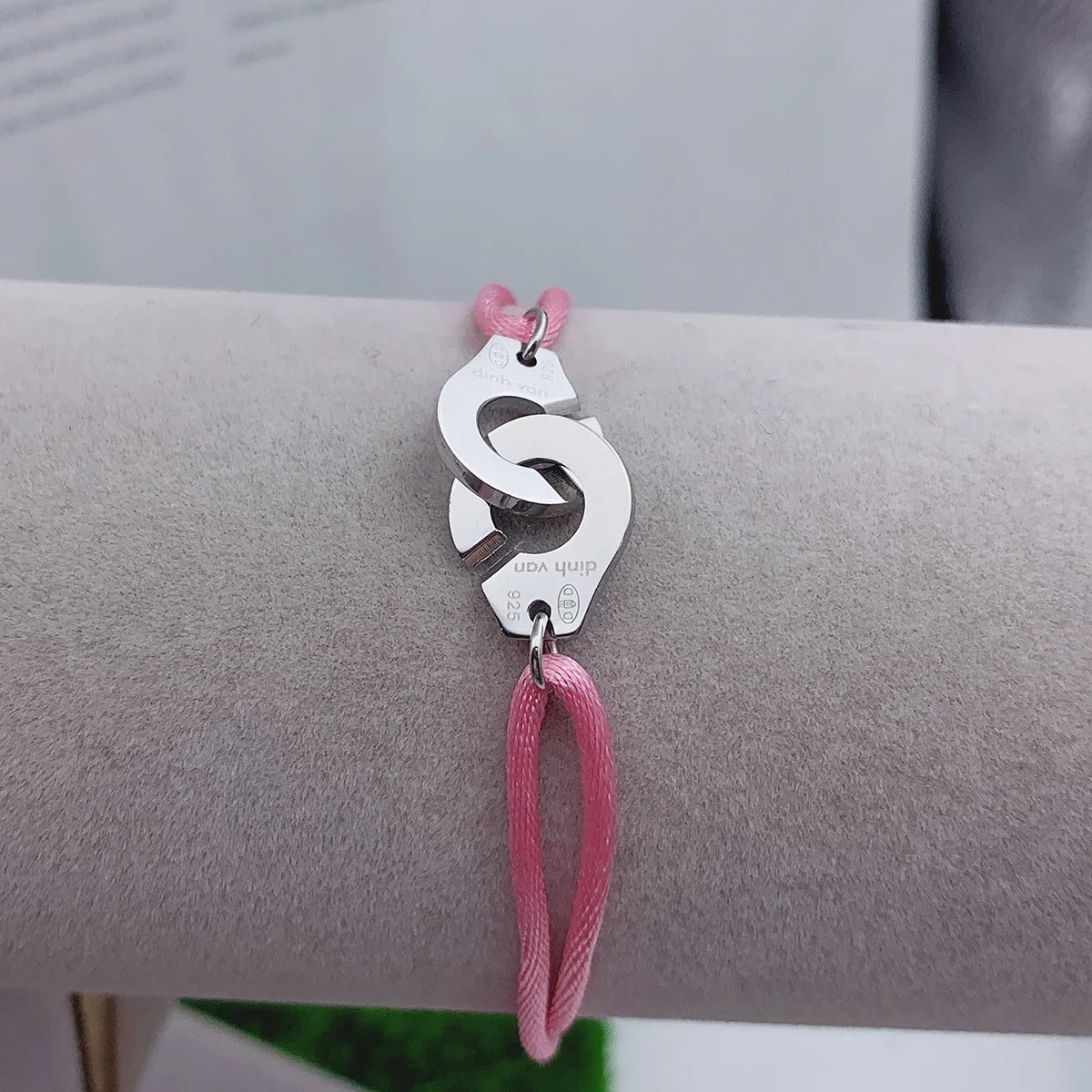 Esposas de acero inoxidable 316 de , pulsera de esposas de cuerda ajustable, bisutería Menottes, pulsera Corde para joyería de mujer: Cobalto violeta