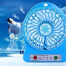 Draagbare zomer mini-ventilator met 3 snelheden, verstelbare ventilatoren voor thuis, kantoor, bureau, reizen, usb oplaadbare ventilator met led-lampje, handzaam