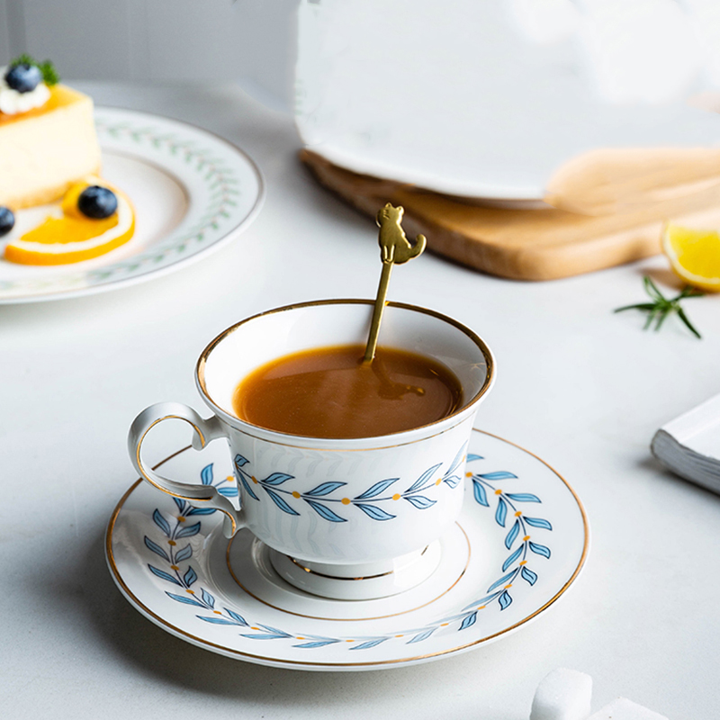 Kinglang leaf rim mugg afternoon tea set europeiskt litet lyxigt keramisk kopp fat set hushålls kaffemugg med fat