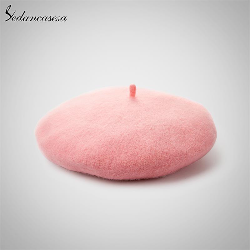 Sedancasesa kvinder baret hat strikket uld baret efterår vinter varme ensfarvede kvindelige motorhjelm hatte til kvinder sød beret cap: Lyserød