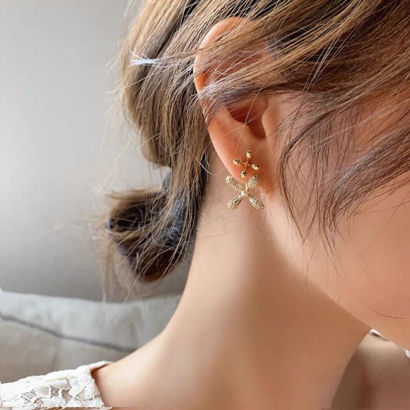 ZDMXJL Süße Inlay Zirkon Perle Blume Ohr Knochen Clip frauen Ohrringe Ohr Manschette für Dame Schmuck Keine durchbohren Ohr Clip