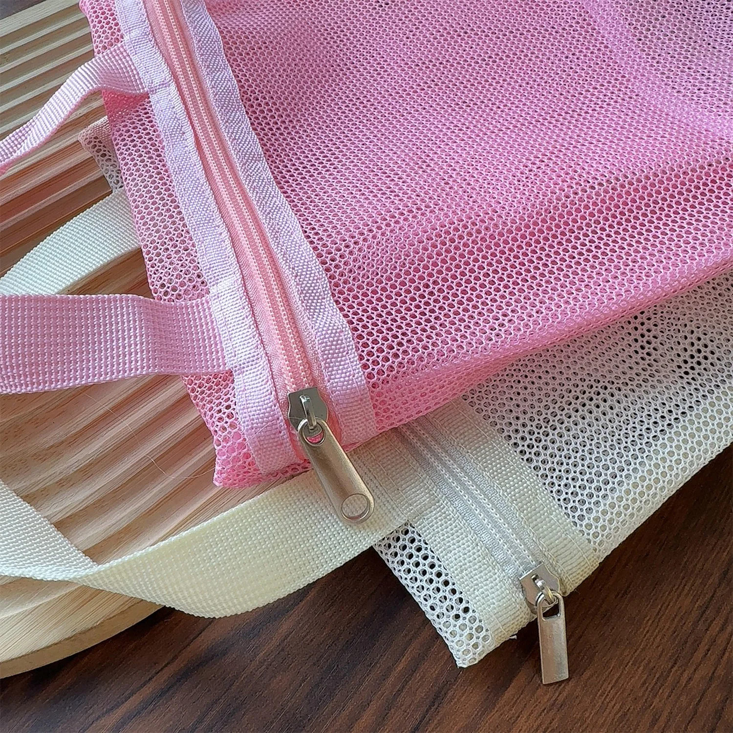 Mesh Makeup Toiletry Storage Bags Handbags Portable Travel Washing Body Shower Tools Organizer Hanging Cosmetic Organizer Pouch