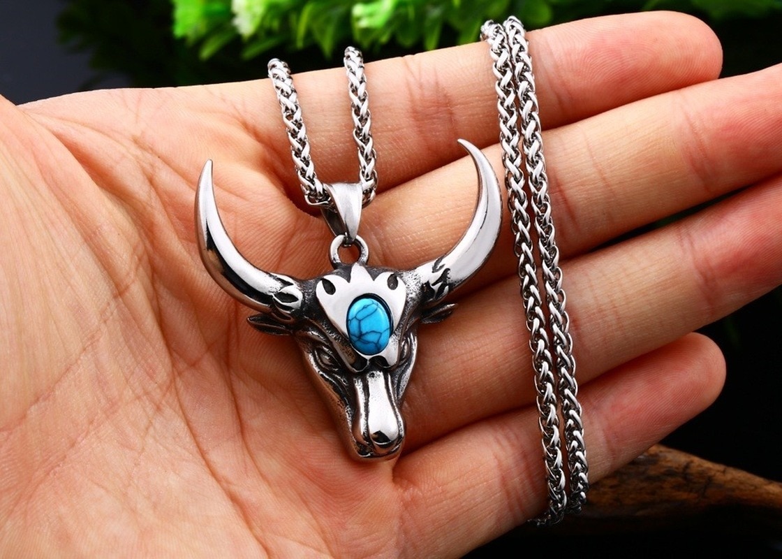 Nordic Viking Bull Head Pendant Necklace Classic Animal Personality Jewelry