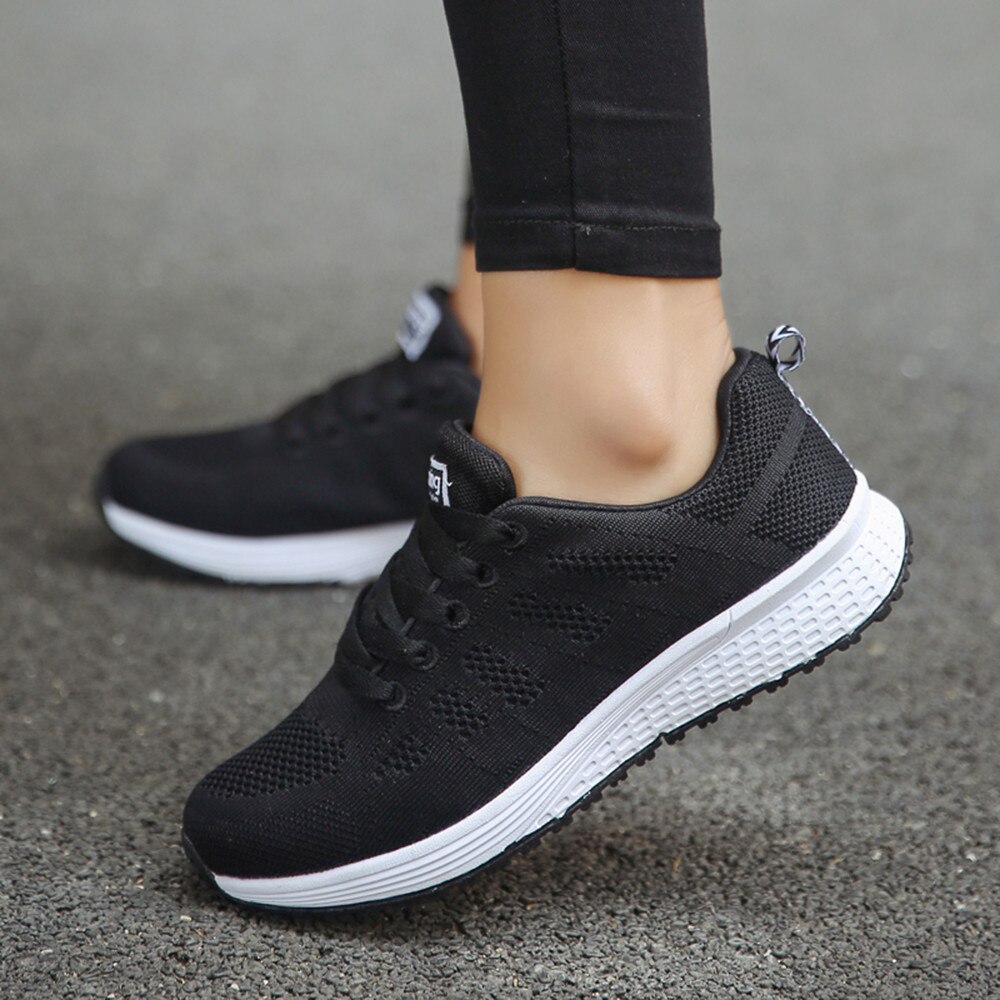 Sneakers Women Sport Shoes Lace-up Running Shoes Woman Flying Weaving Mesh Round Cross Straps Female Flat Sneakers Кроссовки @40