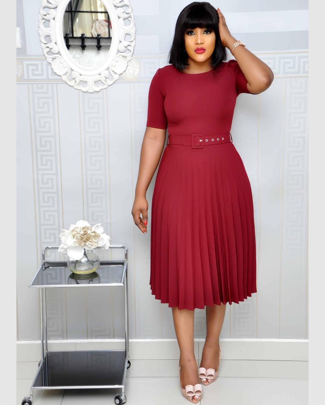 Summer Plus Size Pleated S-5Xl Dress Ladies O-Neck Short Sleeve Solid With Belt Mid-Calf Office Lady Dresses For Women: XL / Red