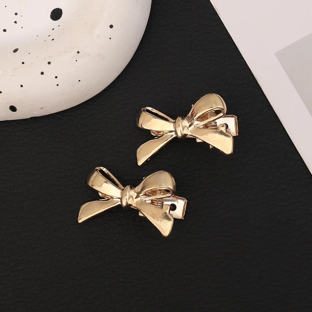 Korean Sweet Cool Y2K Girls PU Bow Hairpin Korean Personality Silver Leather Hair Clip Female Hair Accessories: L / GRAY