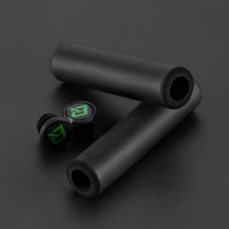 ROCKBROS-empuñaduras de silicona para manillar de bicicleta, empuñaduras suaves antideslizantes y absorbentes de golpes, ultraligeras: GMBT1001BK