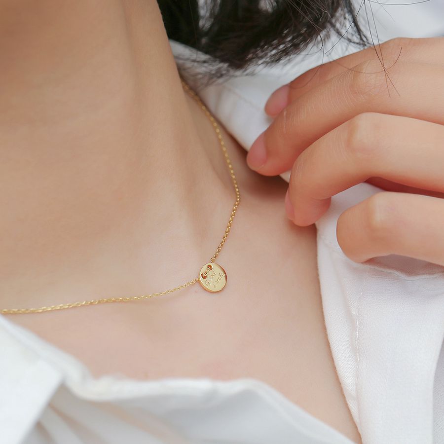 Silvology Round Square Good Luck Necklace Gold 925 Sterling Silver Geometric Texture Pendant Necklace For Women Jewelry