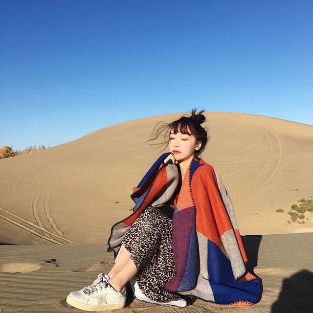 Cape effen kleur mantel capuchon sjaal dames herfst winter sjaal reizen imitatie kasjmier all-match eenvoudig warme dikke poncho: Oranje 2