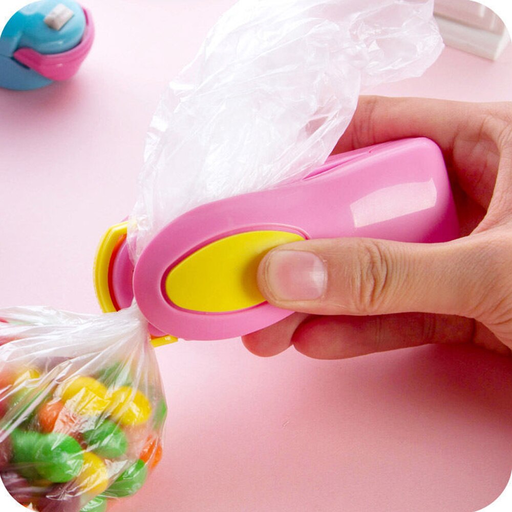 Mini Snacks Sealing Pocket Portable Hand Pressure Sealing Machine Plastic Bag Self-sealing Electromechanical Heat Sealer