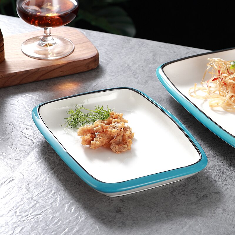 Twórczy ceramiczny nieregularny płytki talerz makaron talerz zupy ciemny suma talerzyk deserowy moda chińskie jedzenie restauracja zastawa stołowa