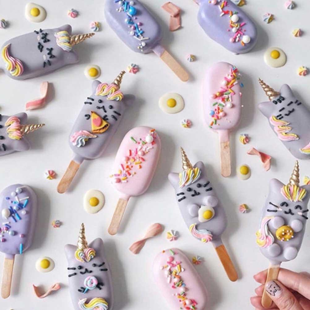 2Pcs Cavities Ice Cream Mold Makers Silicone Freezer Ice Cream Mold Ice Cube Moulds Juice Popsicle Molds Dessert Molds Tray