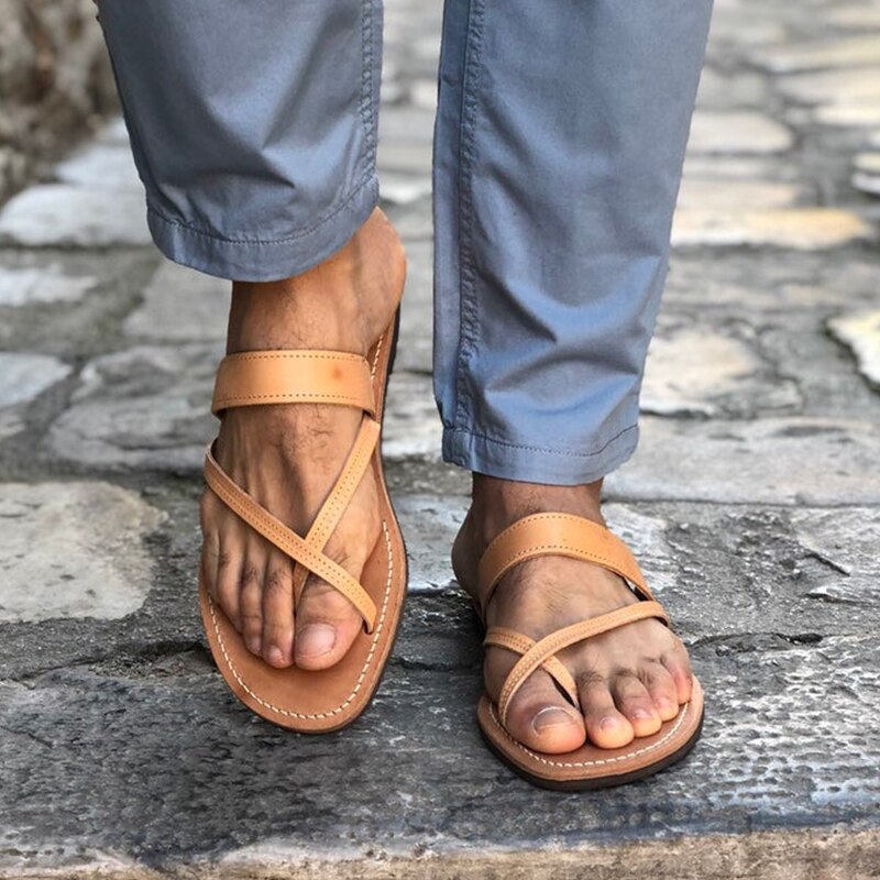 Män läder tofflor sommar herr platta sandaler casual grekiska utomhus strandskor sandaler retro romerska tofflor plus storlek 39-48: 39