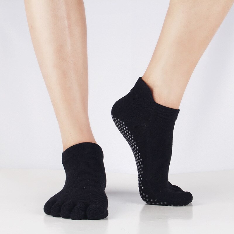 Five Toe Socks Women's Sports Socks Toes Separated Comfortable Socks with Anti-slip Silicone Fitness Running Dance Yoga Socks: black