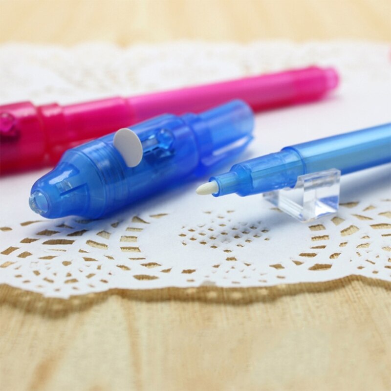 4 Teile/satz Unsichtbare Tinte Stift Gebaut in UV-Licht Magie Marker Für Stift Sicherheit Zu Bedienen (rosa + lila + gelb + blau)