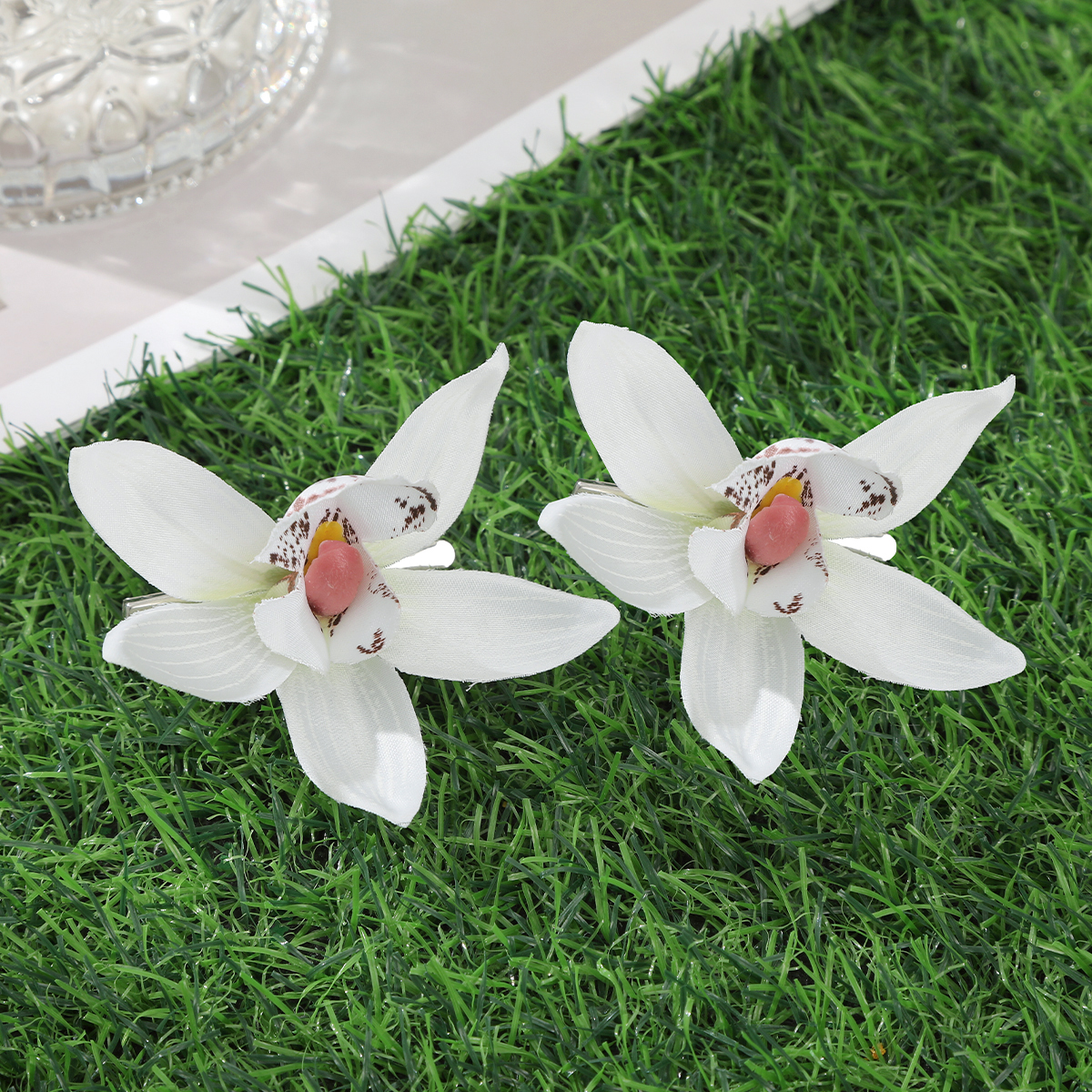 Horquillas de orquídeas simuladas, pinza para el pelo de flor blanca y rosa para mujer, horquilla para foto de playa de viaje de verano, Clip LATERAL, tocados de