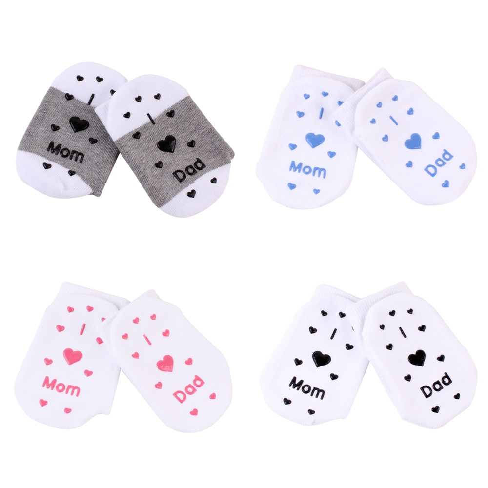 Schattige babysokken van katoen voor jongens en meisjes, witte sokken met letters love mama/papa, antislip sokken voor binnen, grappige kindervoetjeswarmers